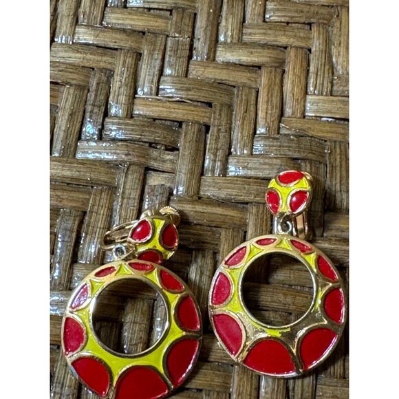 Vintage Coro Dangle Earrings Clip On Style Red and Gold Tones - Picture 2 of 5